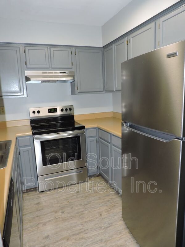 Nice two story townhome! property image