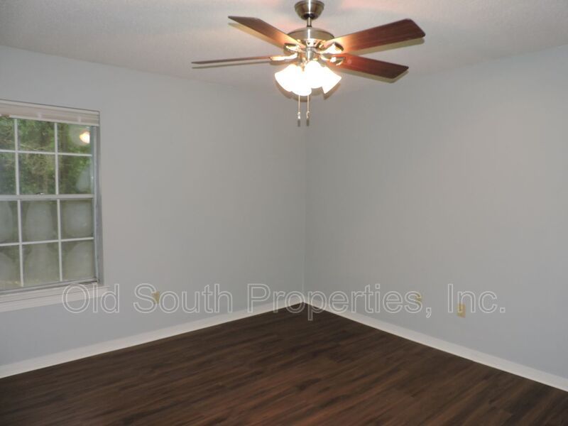 Nice two story townhome! property image