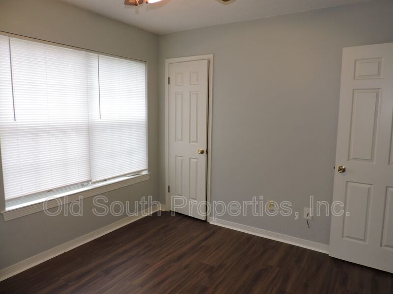 Nice two story townhome! property image