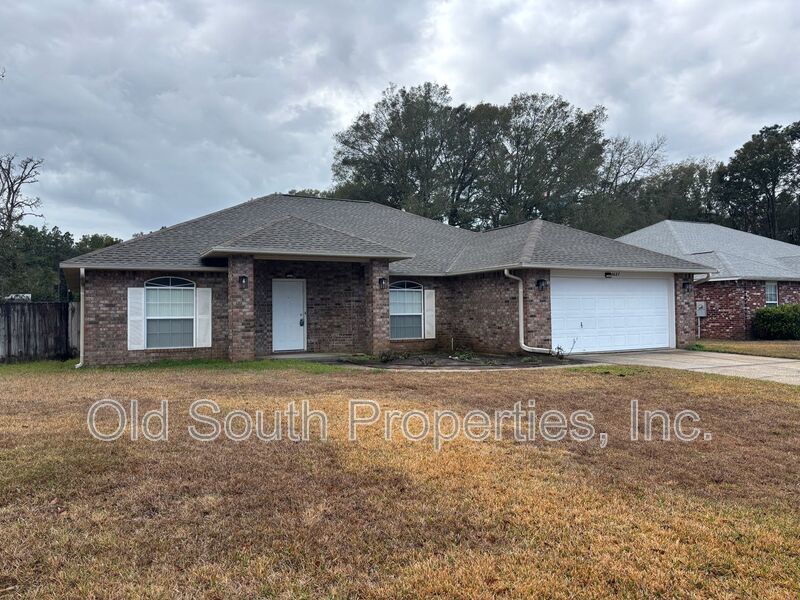 Convenient to I-10 & shopping. property image