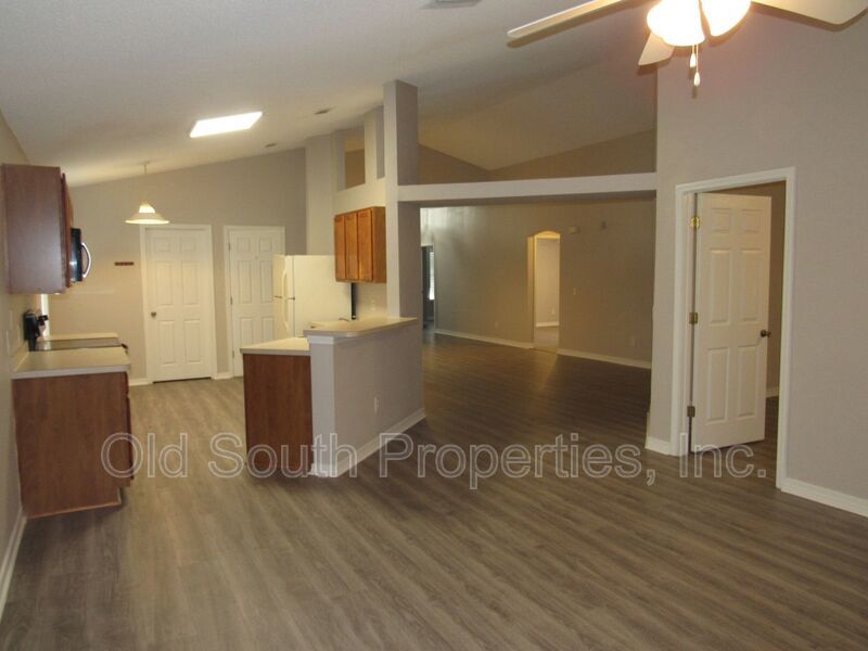 Four bedroom home in convenient location! property image