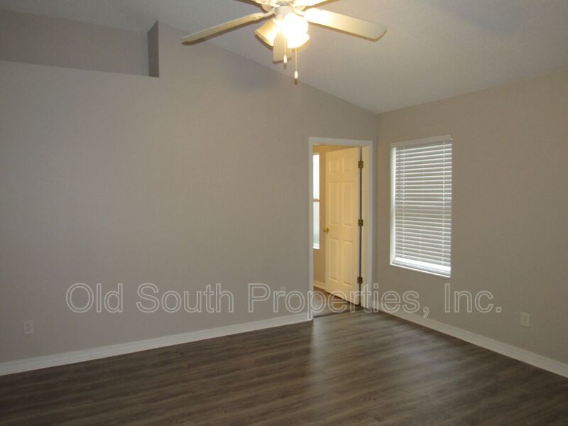 Four bedroom home in convenient location! property image