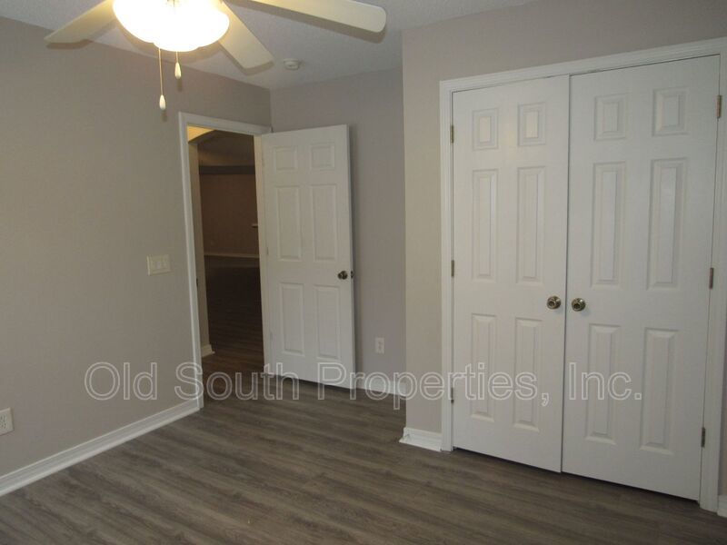 Four bedroom home in convenient location! property image