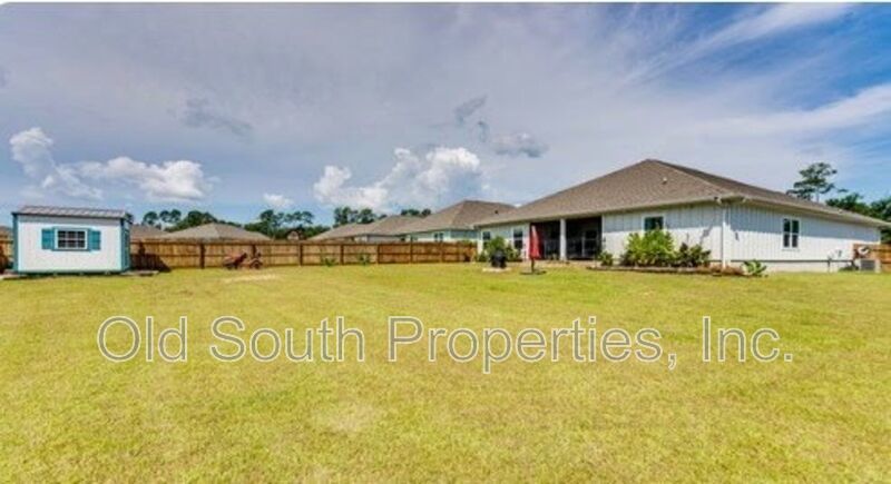 Easy access to shopping, interstate & Navy Federal complex! property image