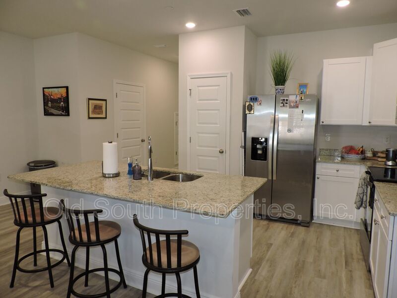 Almost new townhome! property image