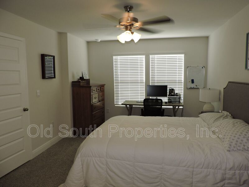 Almost new townhome! property image