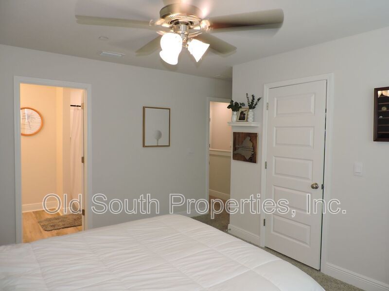 Almost new townhome! property image