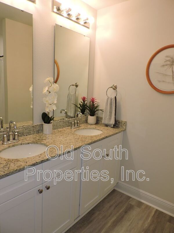 Almost new townhome! property image