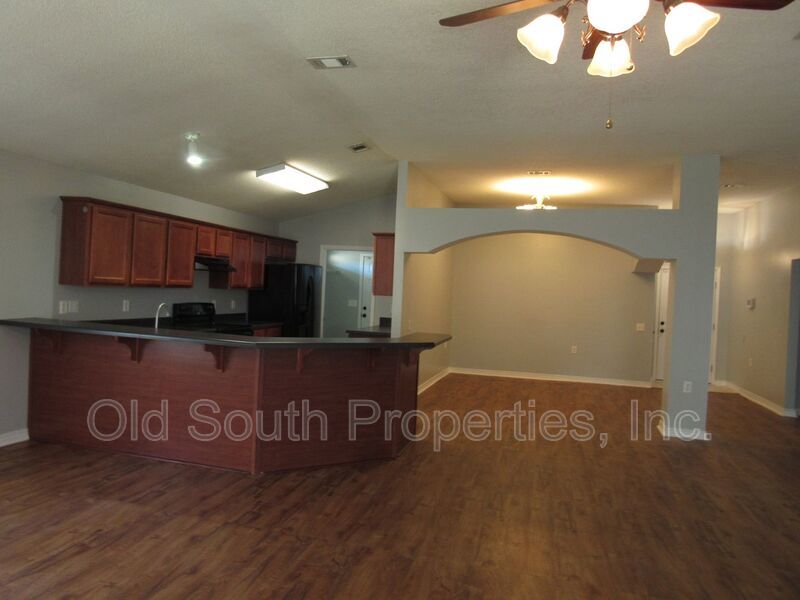 Easy access to shopping, interstate & Navy Federal! property image