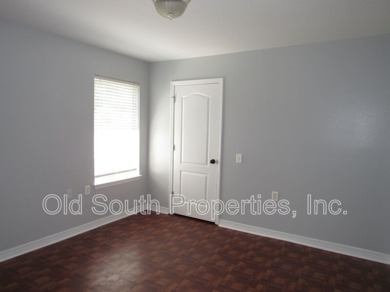 Easy access to shopping, interstate & Navy Federal! property image