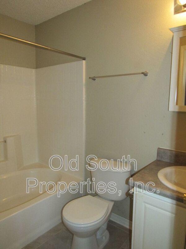 Convenient to NAS and Corry! property image