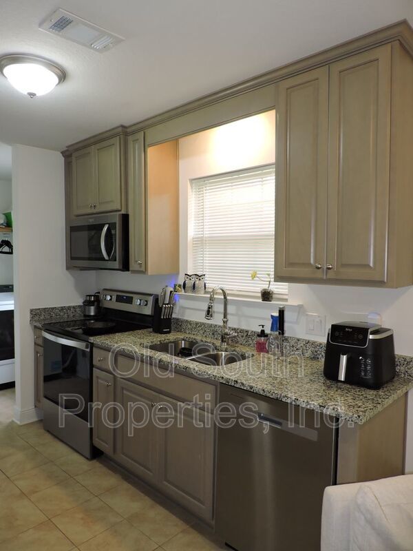 Almost new home! property image