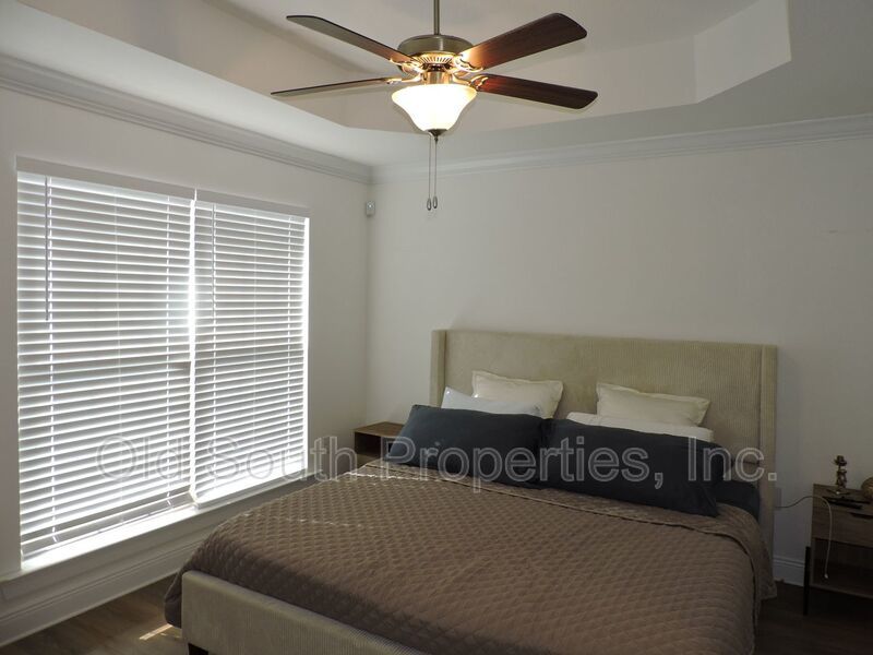 Almost new home! property image