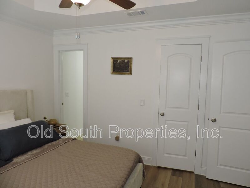Almost new home! property image