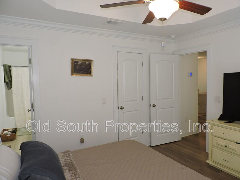 Almost new home! property image
