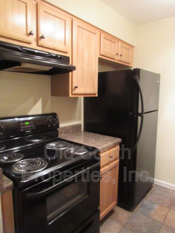 Updated condo in Bayview Terrace! property image