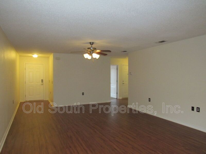 Easy access to shopping, interstate & Navy Federal complex. property image