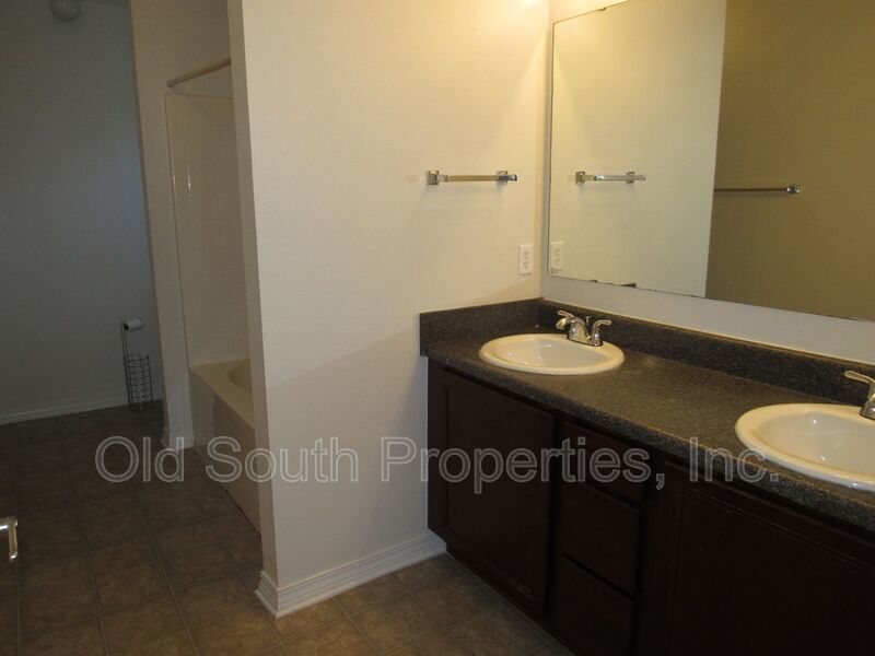Easy access to shopping, interstate & Navy Federal complex. property image