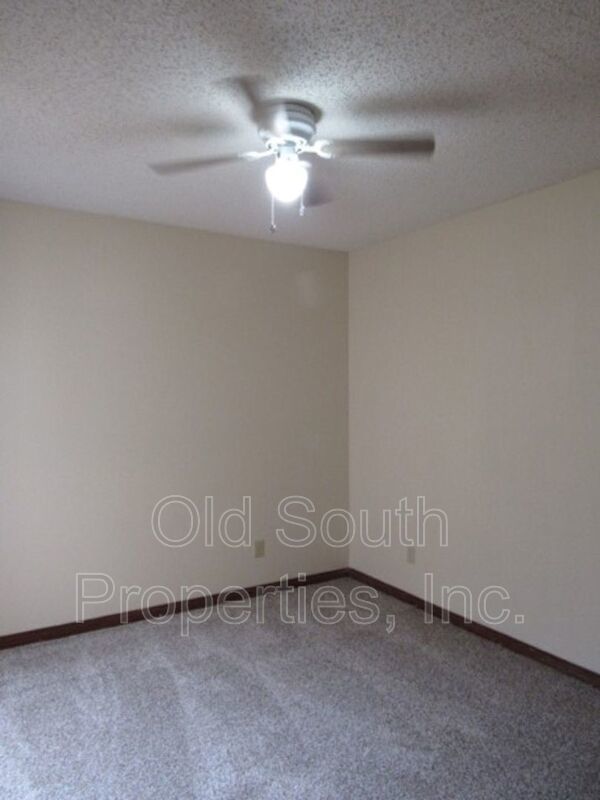 Conveniently located in Northeast Penascola! property image