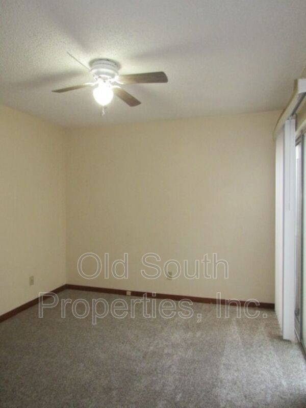 Conveniently located in Northeast Penascola! property image