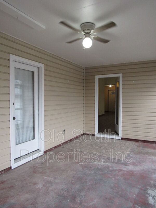 Conveniently located in Northeast Penascola! property image