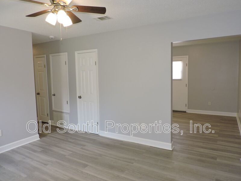 Convenient to NAS and Corry! property image