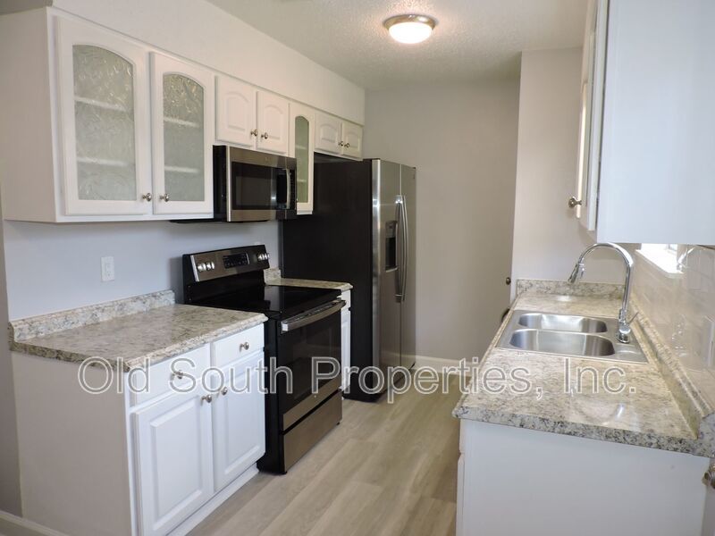 Convenient to NAS and Corry! property image