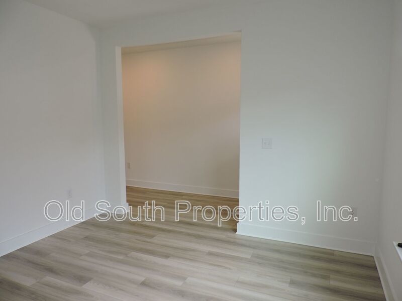 Easy access to bases, I-10 & Navy Federal campus! property image