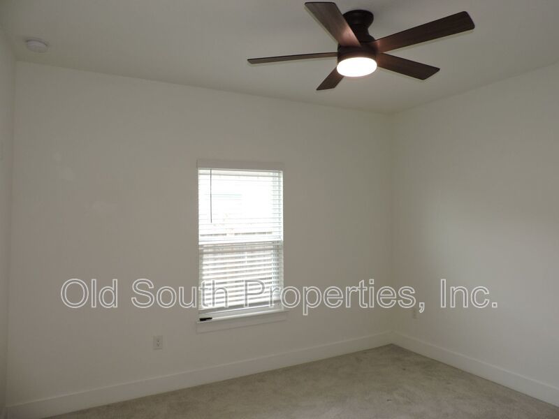 Easy access to bases, I-10 & Navy Federal campus! property image
