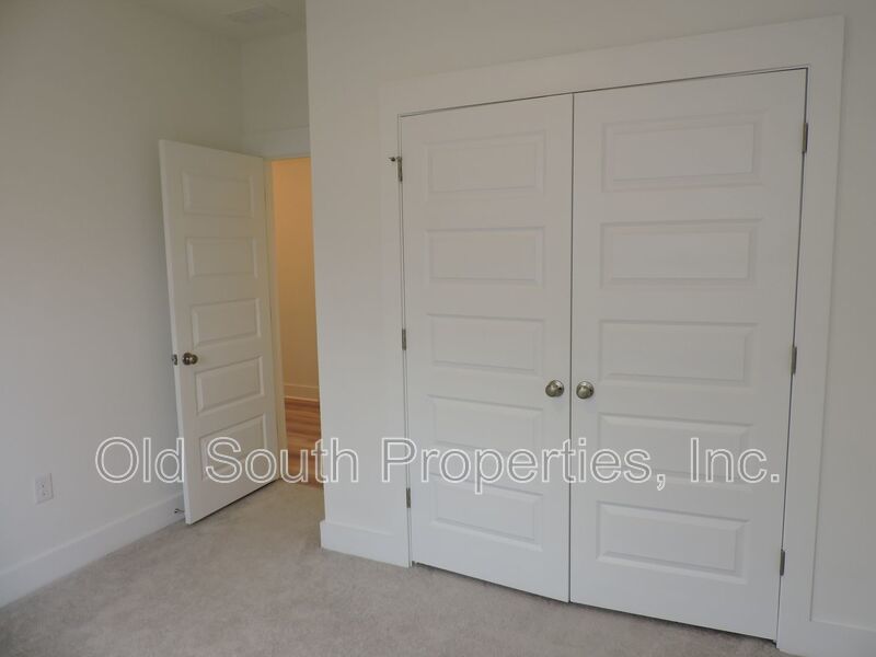 Easy access to bases, I-10 & Navy Federal campus! property image