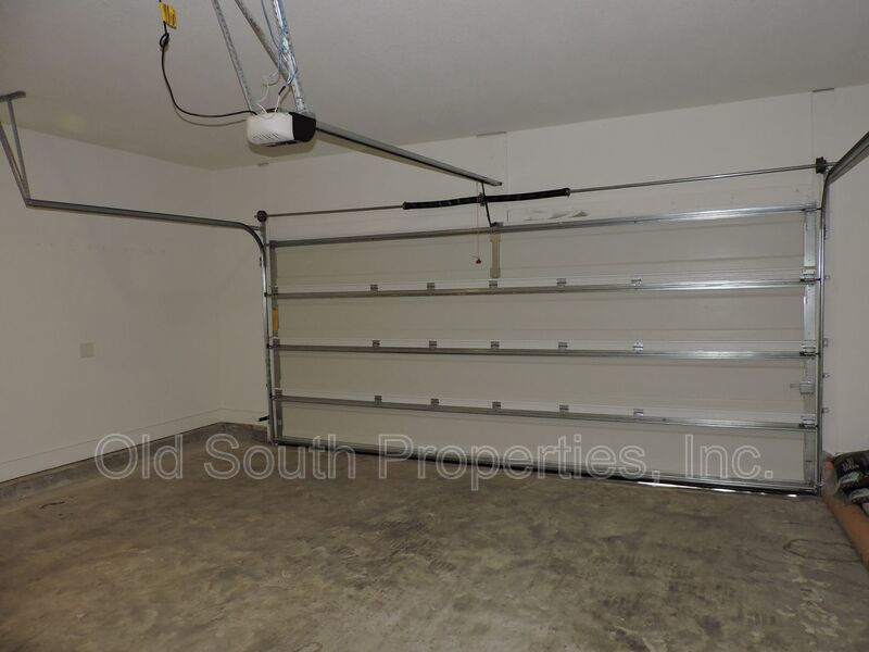 Easy access to bases, I-10 & Navy Federal campus! property image