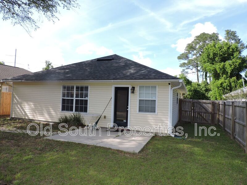 Convenient to interstate, schools & shopping! property image
