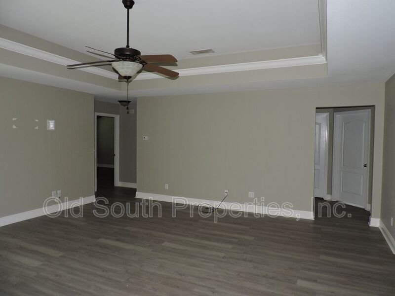 Beautiful home in gated community! property image