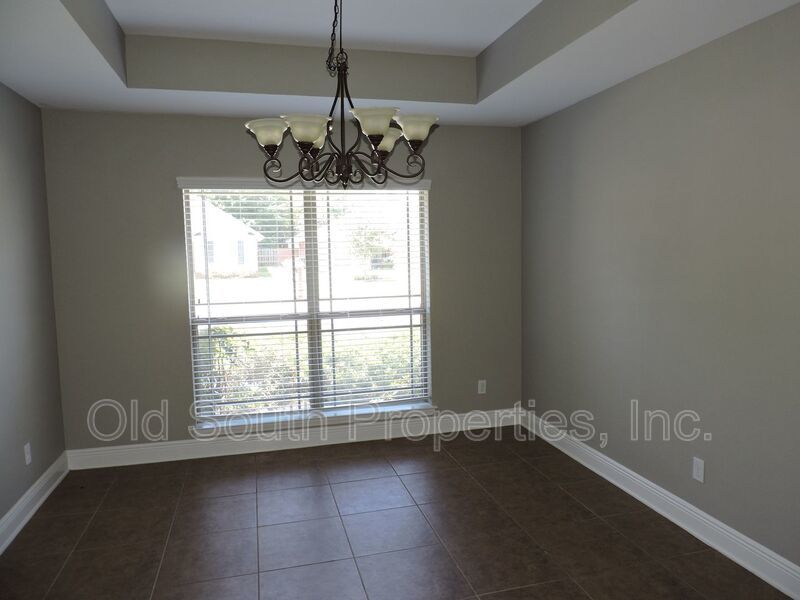 Beautiful home in gated community! property image