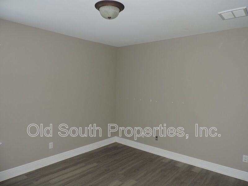 Beautiful home in gated community! property image