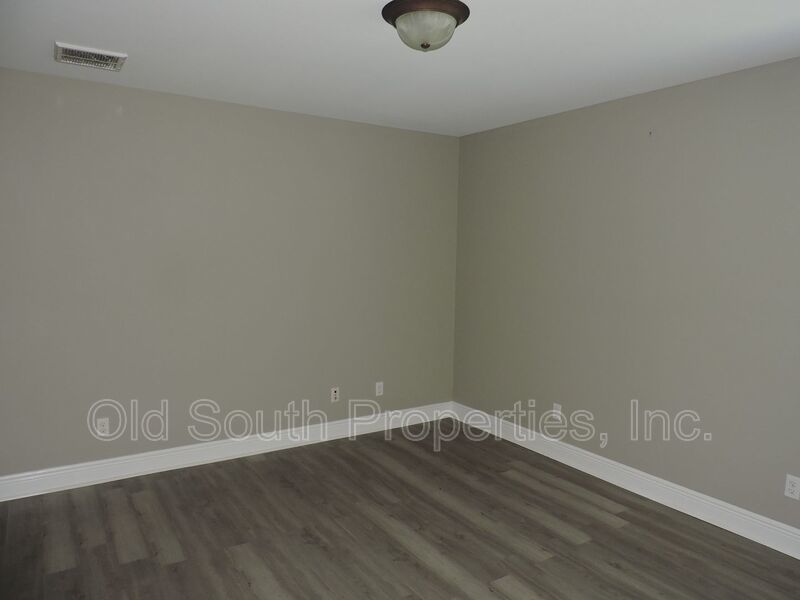 Beautiful home in gated community! property image
