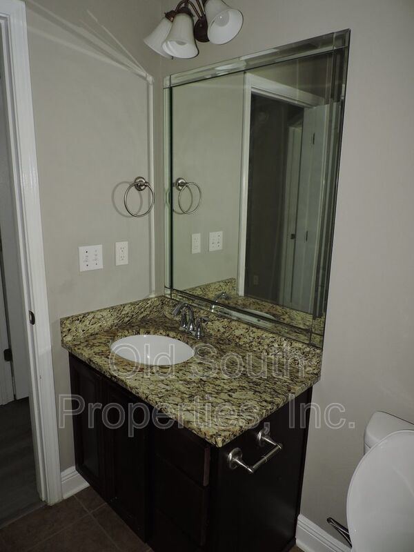 Beautiful home in gated community! property image