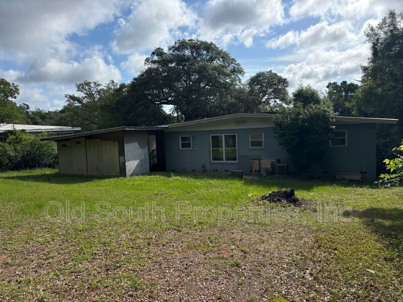 5095 Crestwood Rd property image