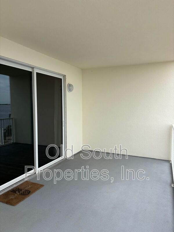 Beautiful view of Intercoastal Waterway! property image