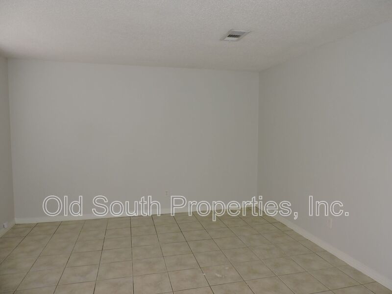 Nice home in Charter Oaks property image