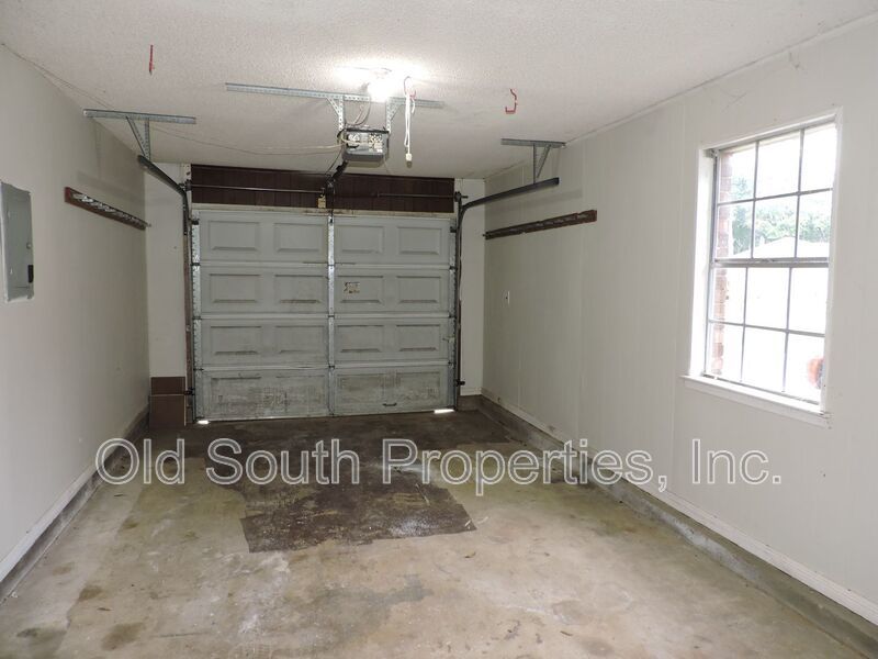 Nice home in Charter Oaks property image