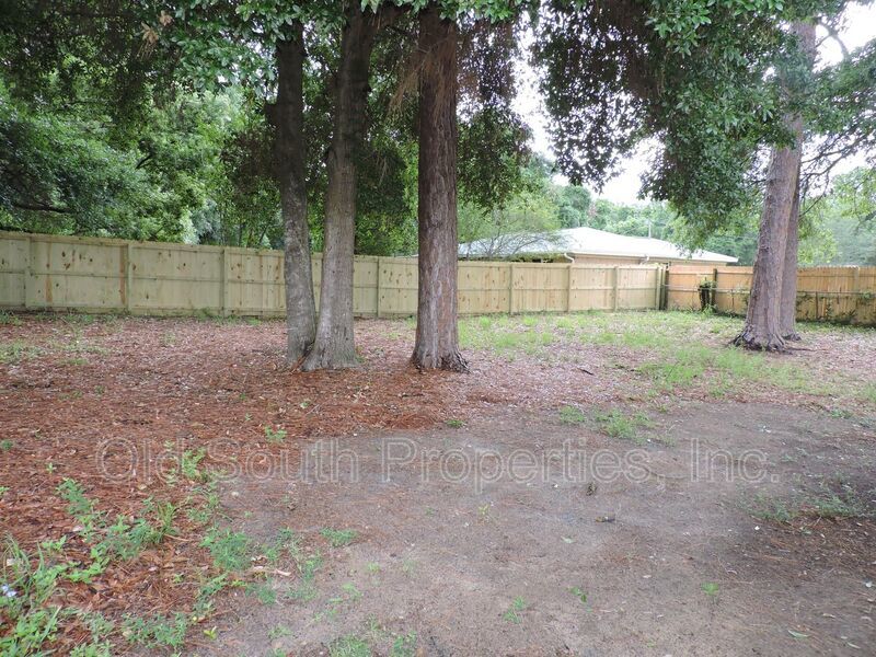 Nice home in Charter Oaks property image