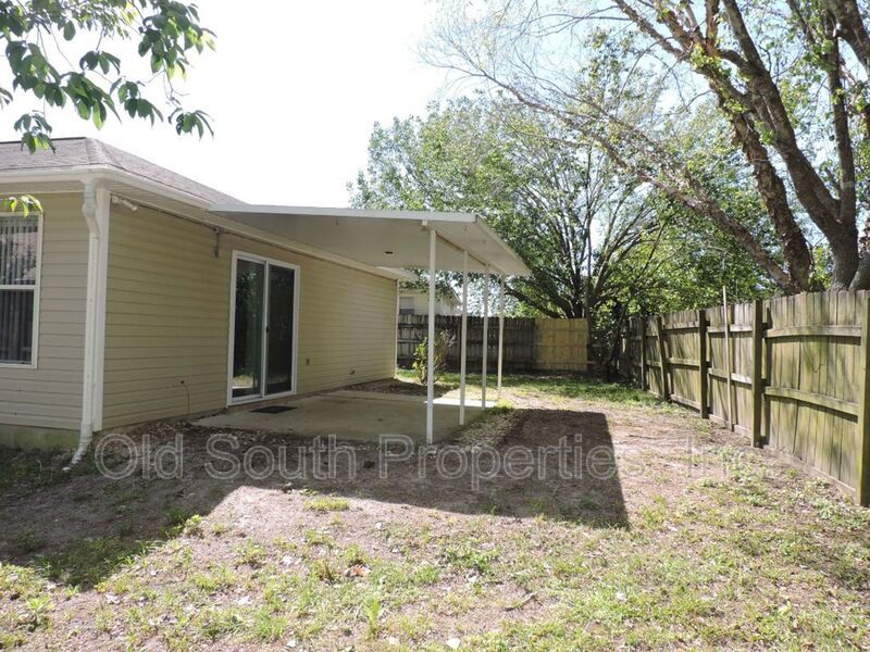 Convenient to NAS & Corry! property image