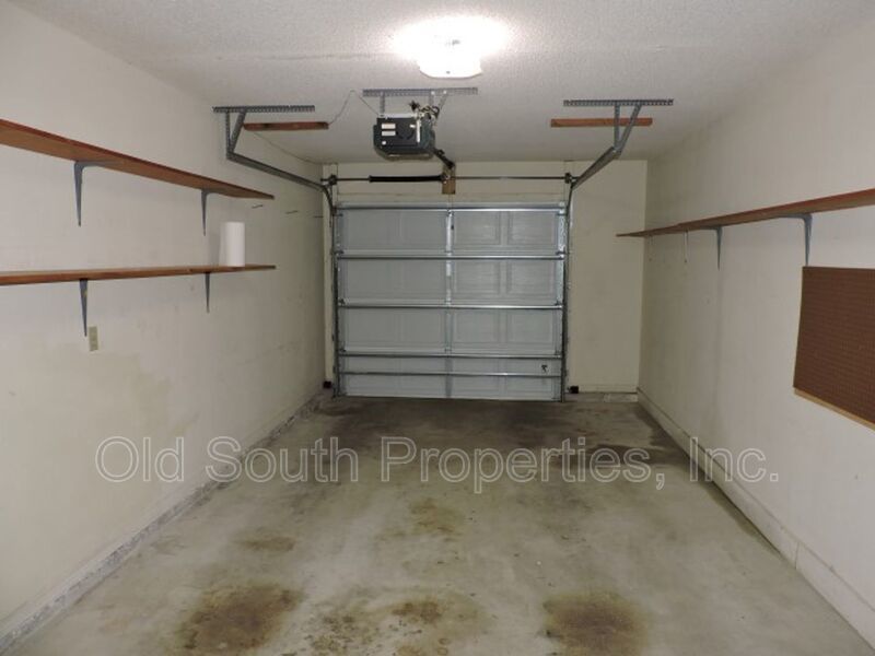 Easy access to shopping, interstate & Navy Federal complex! property image