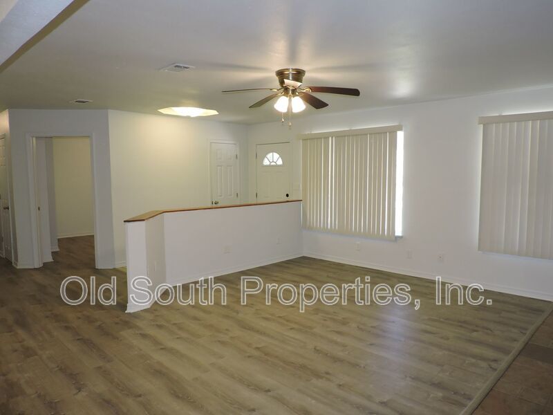 Convenient to Navy Federal complex & interstate! property image