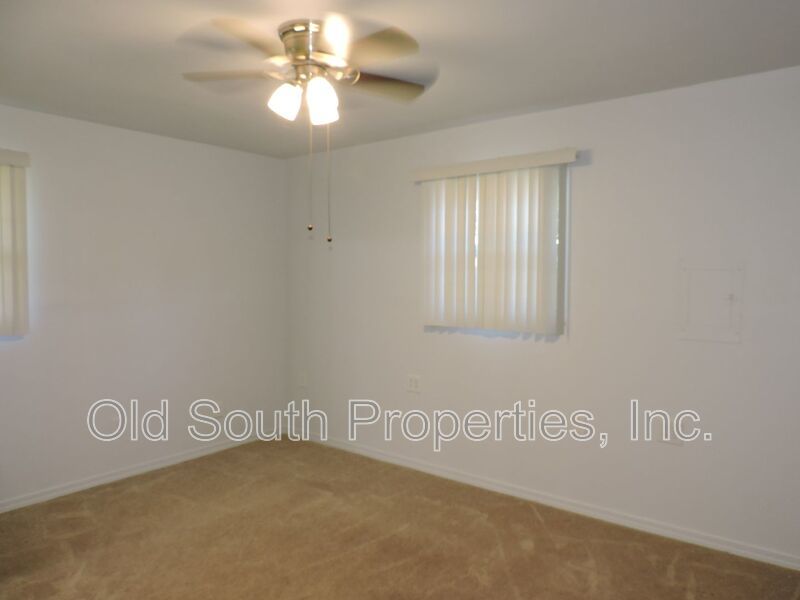 Convenient to Navy Federal complex & interstate! property image