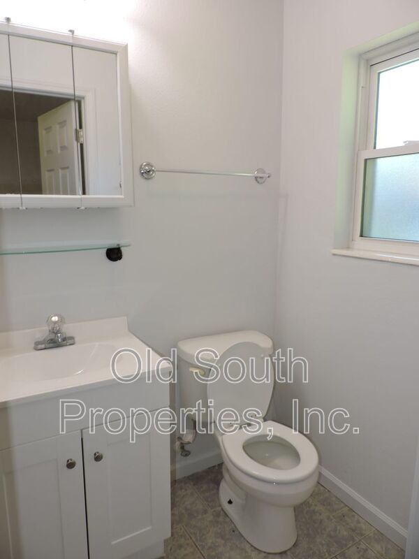 Convenient to Navy Federal complex & interstate! property image