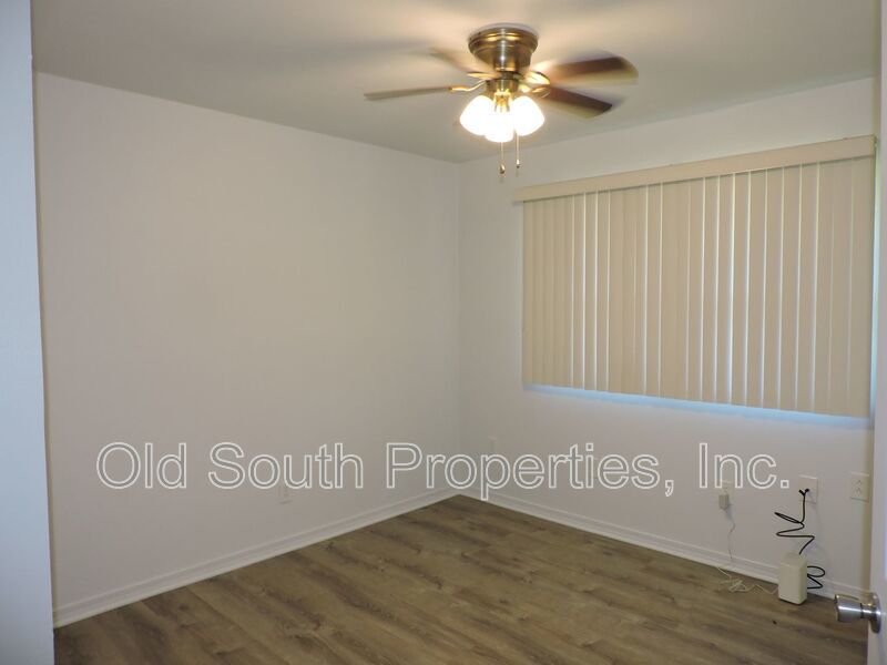 Convenient to Navy Federal complex & interstate! property image