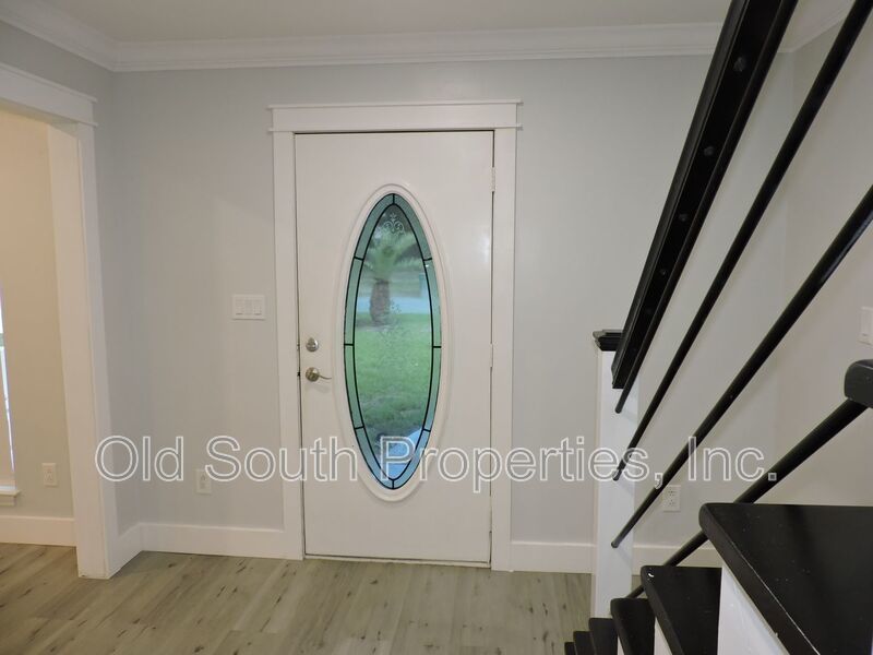 Northeast convenience! property image