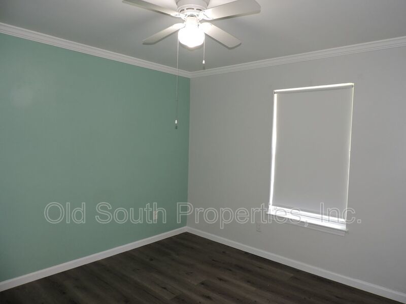 Northeast convenience! property image